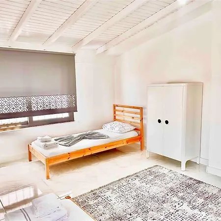 2pisuites Apartman *